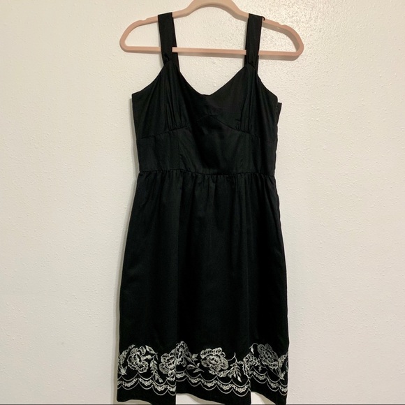 Ann Taylor Loft Petites Black & White summer dress - Picture 2 of 4
